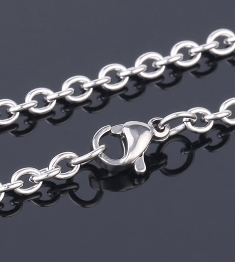 Collier avec pendentif aile et plumes lumineuses aux couleurs de l'arc-en-ciel