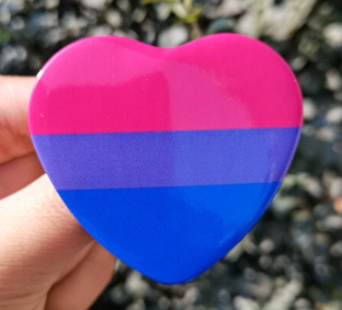 Bouton coeur bisexuel