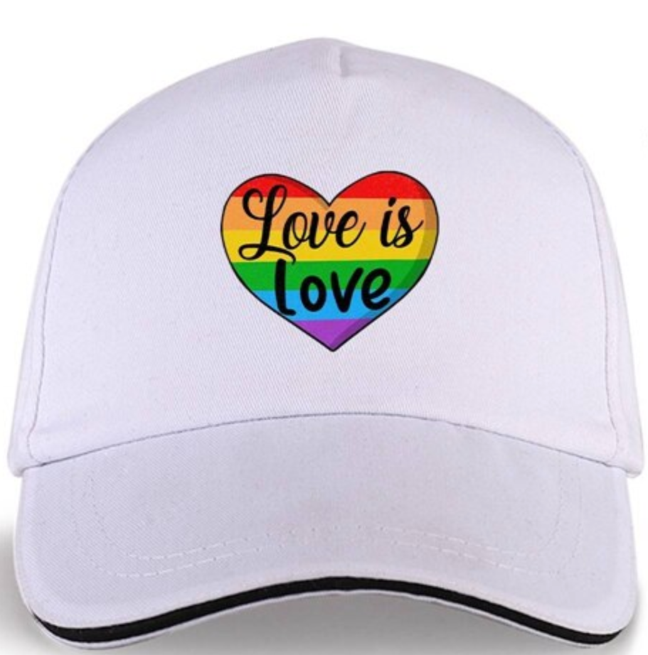 Casquette baseball blanche "Love is Love"