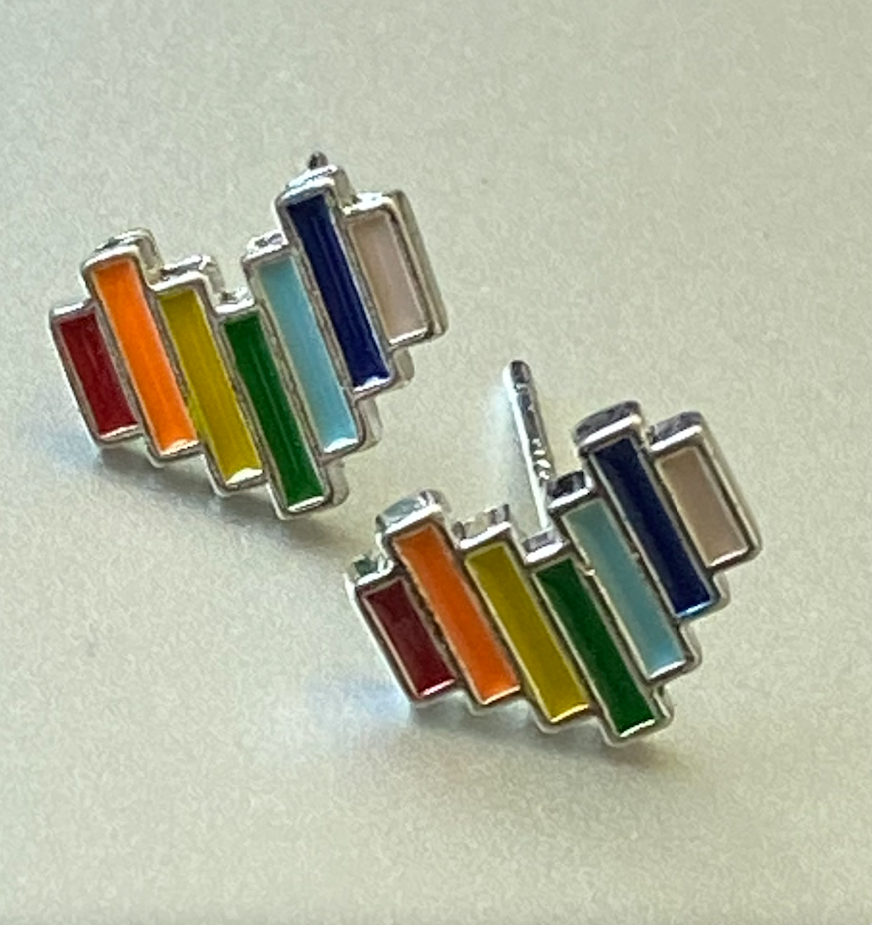 Boucles d'oreilles clous art coeur arc-en-ciel (2 pièces)