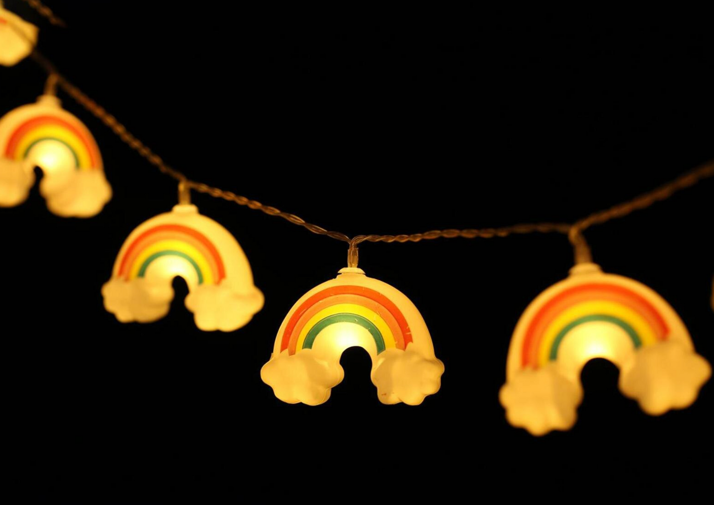 LED rainbow light chain with clouds