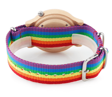 Schmucke Armbanduhr Aus Holz Mit Regenbogenarmband