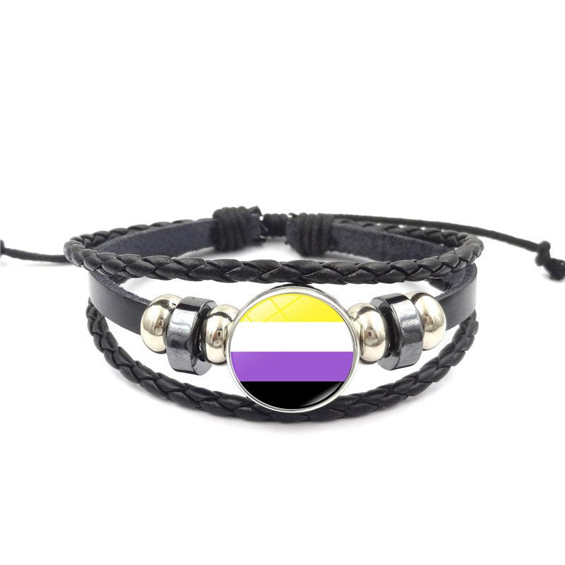 Lederarmband Mit Abnehmbaren Knopf Nonbinary