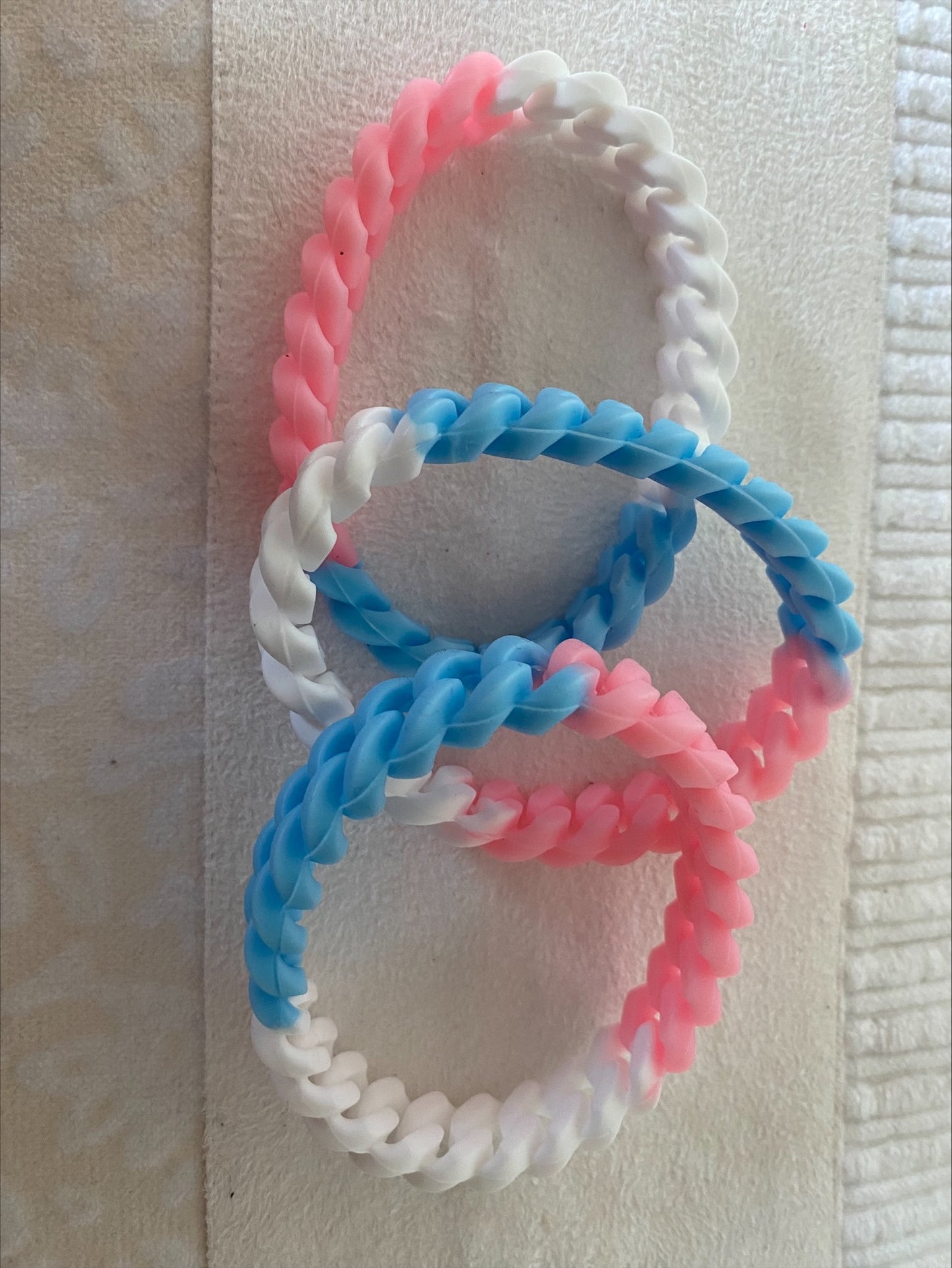 Bracelet narrow curled made of silicone - Transgender